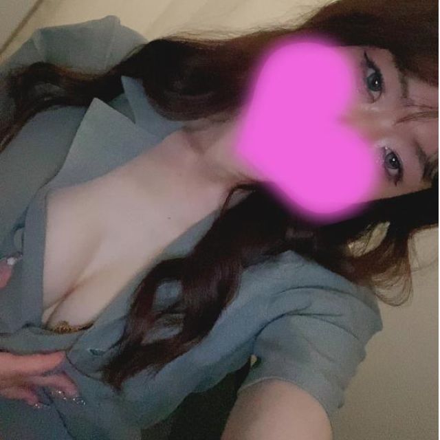 船橋デリヘル 風俗｜人妻デリバリーヘルス『秘密倶楽部 凛 船橋店』愛美莉(えみり)さんの写メ日記【❣️】