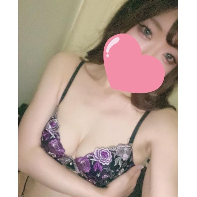 船橋デリヘル 風俗｜人妻デリバリーヘルス『秘密倶楽部 凛 船橋店』愛美莉(えみり)さんの写メ日記【源】