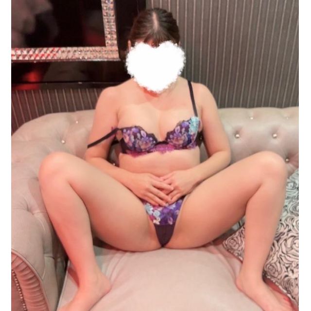 船橋デリヘル 風俗｜人妻デリバリーヘルス『秘密倶楽部 凛 船橋店』ゆいさんの写メ【【お礼写メ...】