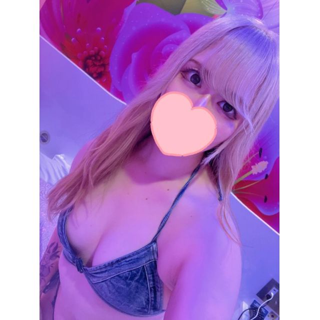 船橋デリヘル 風俗｜人妻デリバリーヘルス『秘密倶楽部 凛 船橋店』えりかさんの写メ【夏バテでダウン】