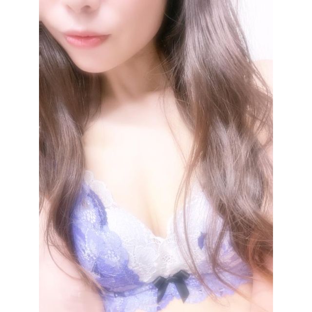船橋デリヘル 風俗｜人妻デリバリーヘルス『秘密倶楽部 凛 船橋店』かなさんの写メ【】