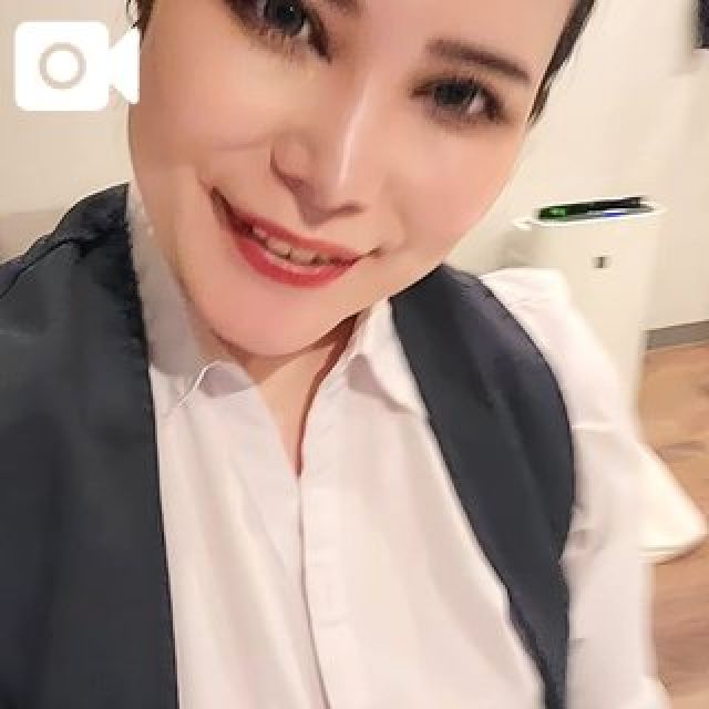 船橋デリヘル 風俗｜人妻デリバリーヘルス『秘密倶楽部 凛 船橋店』愛梨さんの写メ日記【甘やかな罠...】