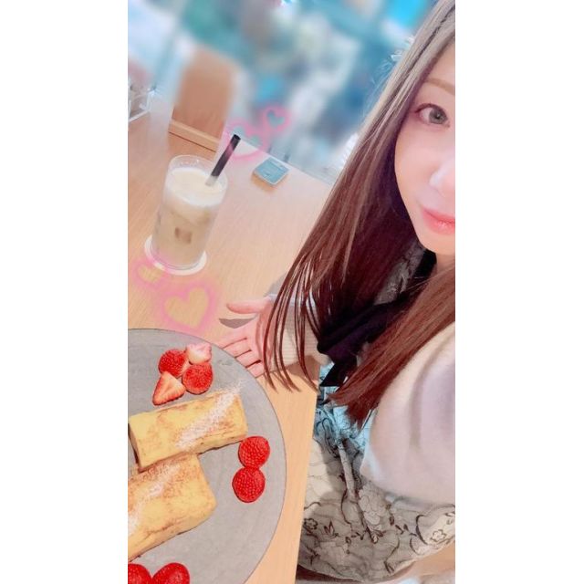 船橋デリヘル 風俗｜人妻デリバリーヘルス『秘密倶楽部 凛 船橋店』りりさんの写メ日記【今日のランチ】