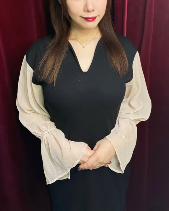 船橋デリヘル 風俗｜人妻デリバリーヘルス『秘密倶楽部 凛 船橋店』ななせさんのプロフィール写真1