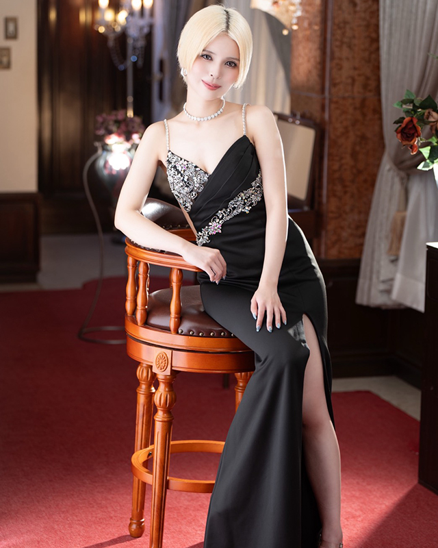 船橋デリヘル 風俗｜人妻デリバリーヘルス『秘密倶楽部 凛 船橋店』SHIRONAさんのプロフィール写真4