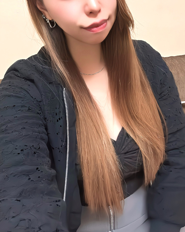 船橋デリヘル 風俗｜人妻デリバリーヘルス『秘密倶楽部 凛 船橋店』モデルいおりさんのプロフィール写真1