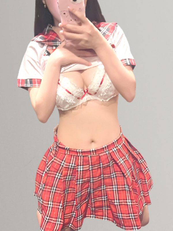 船橋デリヘル 風俗｜人妻デリバリーヘルス『秘密倶楽部 凛 船橋店』モデルさなさんのプロフィール写真2