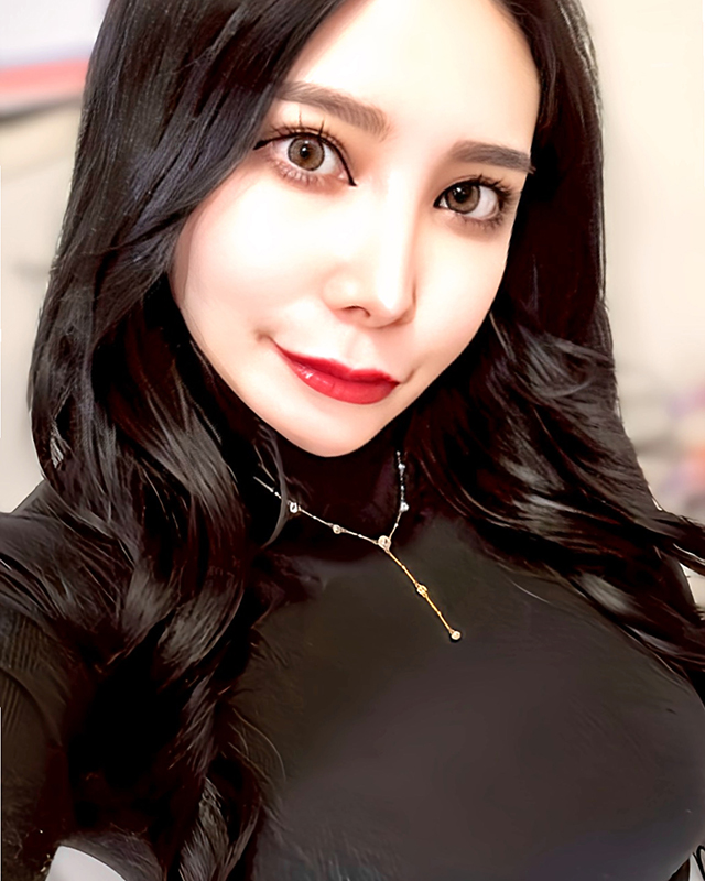 船橋デリヘル 風俗｜人妻デリバリーヘルス『秘密倶楽部 凛 船橋店』愛梨さんのプロフィール写真2