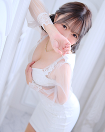 船橋デリヘル 風俗｜人妻デリバリーヘルス『秘密倶楽部 凛 船橋店』モデルいずみの写真