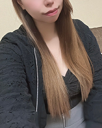 船橋デリヘル 風俗｜人妻デリバリーヘルス『秘密倶楽部 凛 船橋店』モデルいおりの写真