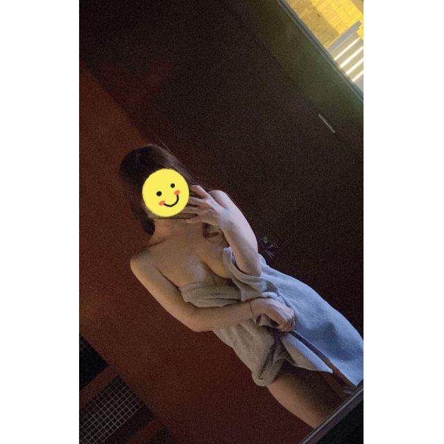 千葉風俗『秘密倶楽部 凛 千葉店』愛美莉(えみり)さんの写メ日記【しゅっきん】