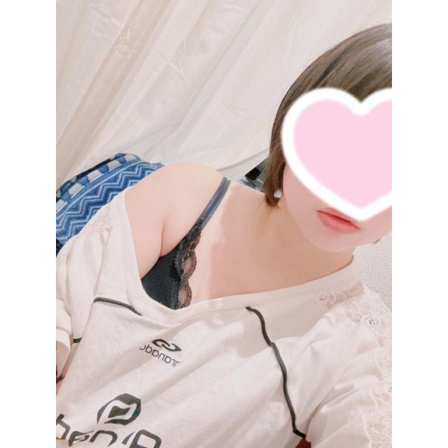 千葉風俗『秘密倶楽部 凛 千葉店』千秋(ちあき)さんの写メ【えち大好き❤️】