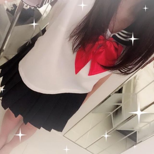 千葉風俗『秘密倶楽部 凛 千葉店』ことみさんの写メ日記【お昼寝❤︎】