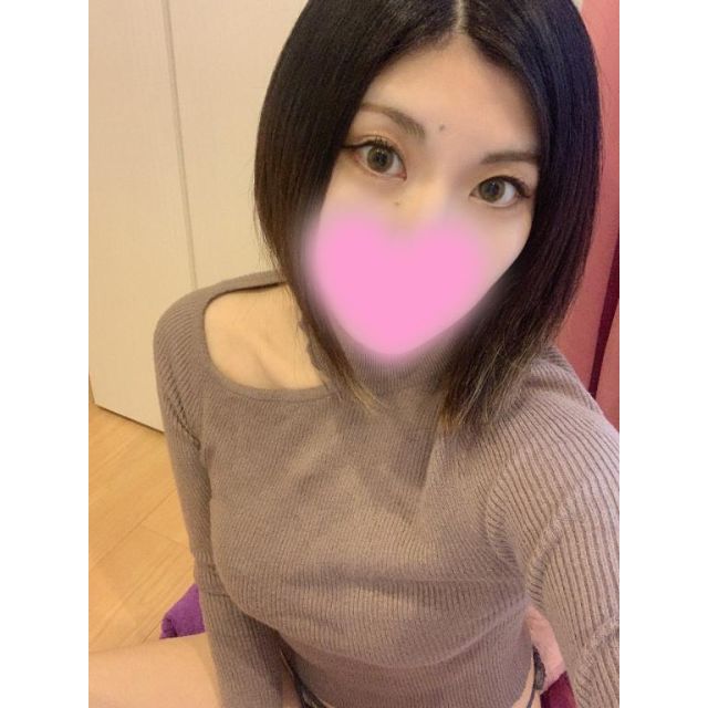 千葉風俗『秘密倶楽部 凛 千葉店』もえなさんの写メ【出勤】