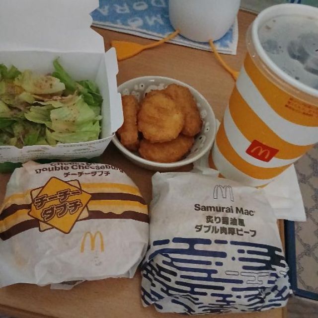 千葉風俗『秘密倶楽部 凛 千葉店』まこさんの写メ【お昼ご飯】