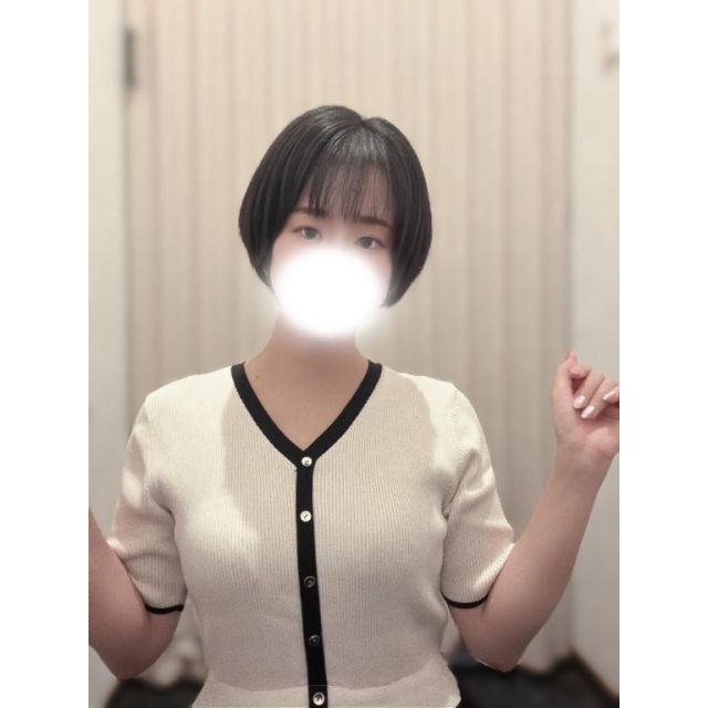 千葉風俗『秘密倶楽部 凛 千葉店』ちえみさんの写メ【音が】
