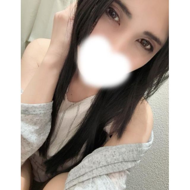 千葉風俗『秘密倶楽部 凛 千葉店』ななみさんの写メ日記【こんばんは♪】