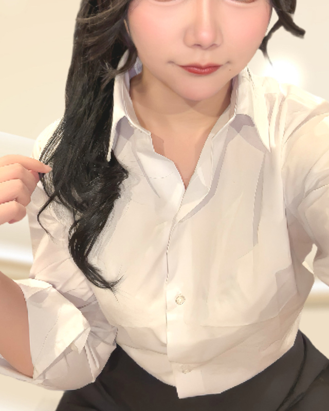 千葉風俗『秘密倶楽部 凛 千葉店』しずくさんのプロフィール写真1