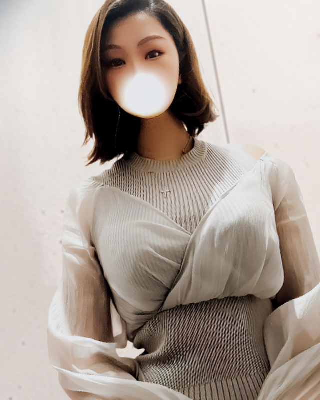 千葉風俗『秘密倶楽部 凛 千葉店』モデルくるみさんのプロフィール写真2