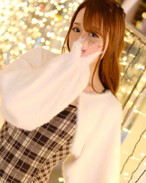 千葉風俗『秘密倶楽部 凛 千葉店』モデル芹那(せりな)の写真