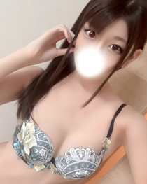 千葉風俗『秘密倶楽部 凛 千葉店』モデルえみの写真