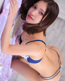 千葉風俗『秘密倶楽部 凛 千葉店』モデル咲乃小春の写真