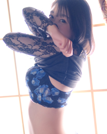 千葉風俗『秘密倶楽部 凛 千葉店』モデルさりの写真