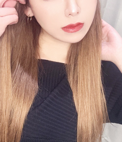 千葉風俗『秘密倶楽部 凛 千葉店』新人モデルまおさんの写真